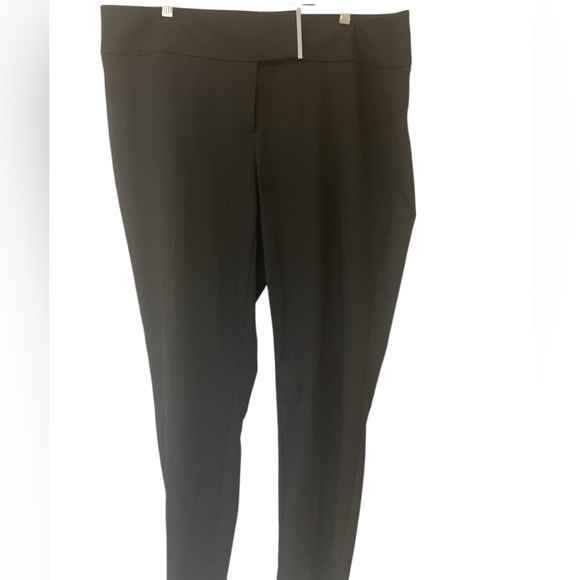 Alfani Pants - Alfani black straight relaxed fit straight leg trousers in size 18 W
